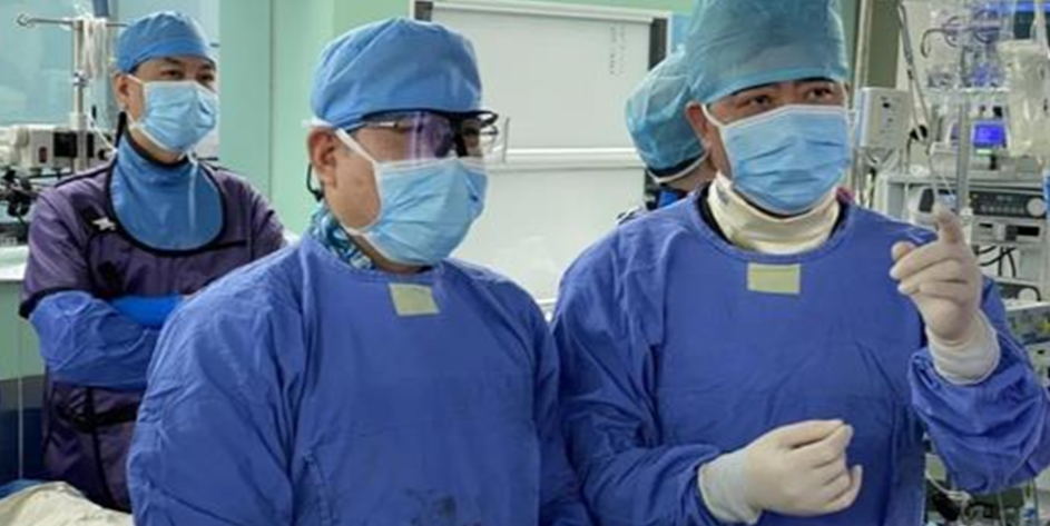 疫情中的温情：葛均波院士团队完成一例危重病例的TAVR