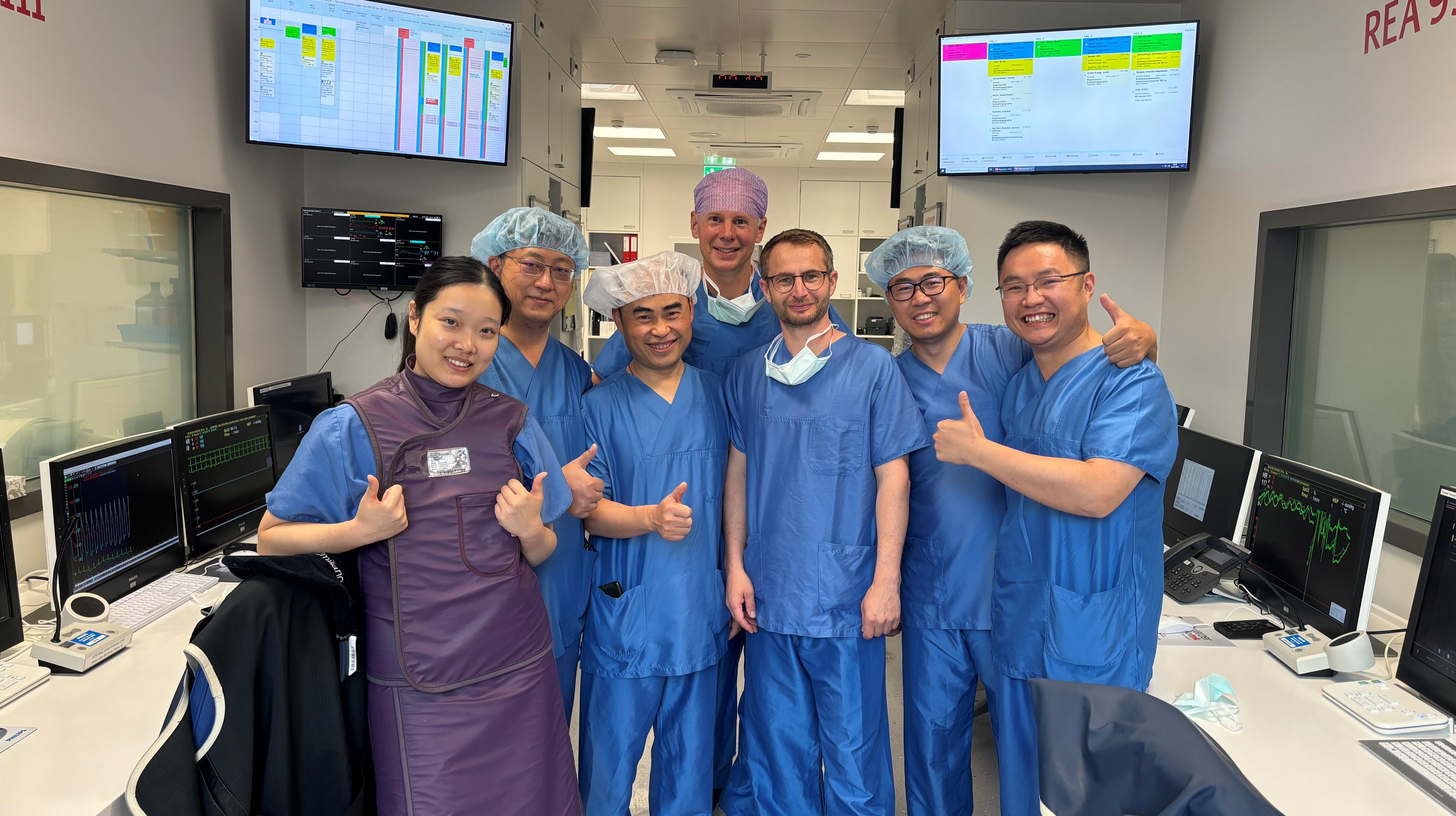 欧洲首例 | VitaFlow Liberty<sup>®</sup>在瑞士成功完成上市后欧洲首例“中国智造”主动脉瓣膜植入