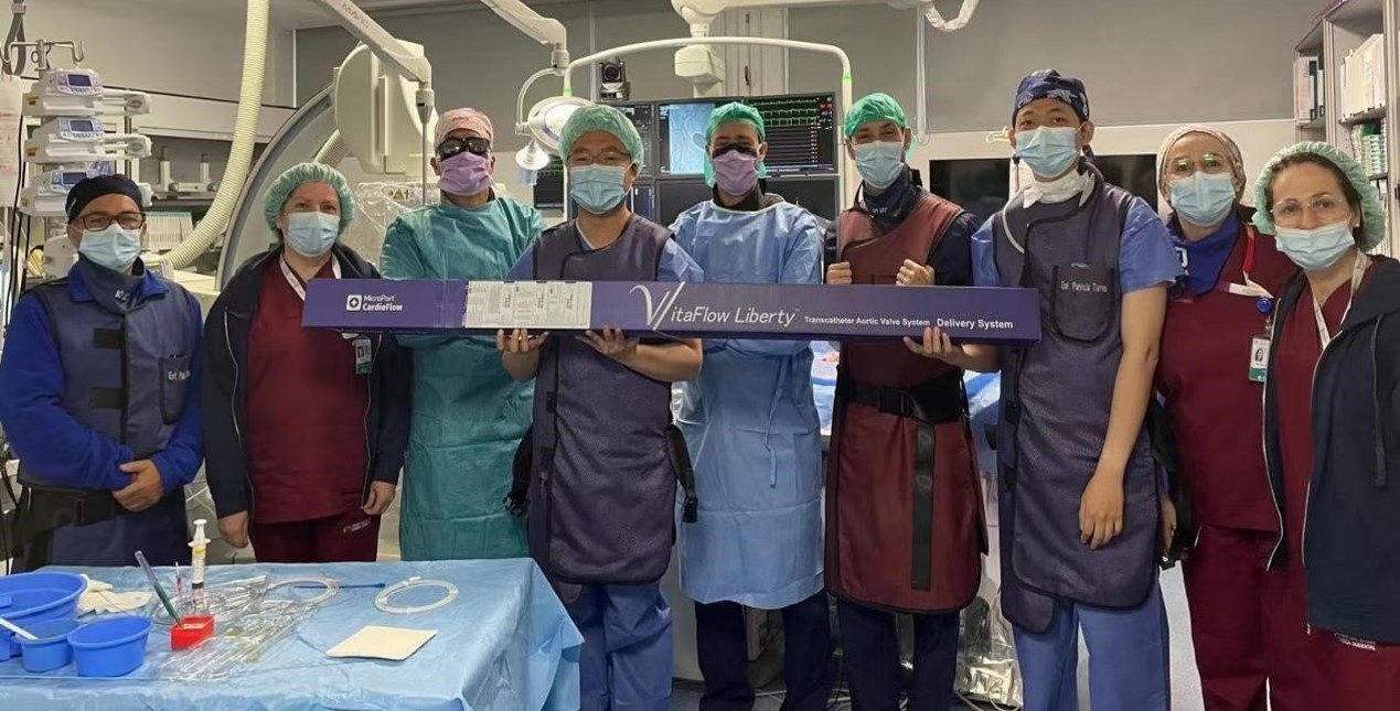 欧洲第八站 | VitaFlow Liberty<sup>®</sup>完成葡萄牙首例商业化植入